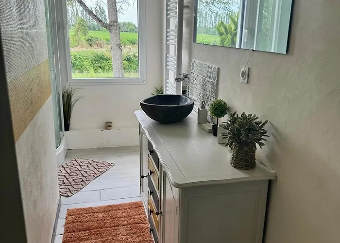 Marais Poitevins Le Grand Sablon Ouest * Vix (Vendee)